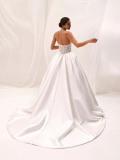  Pronovias  2027