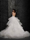  Vera Wang  2024